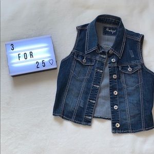 Jean Vest